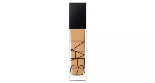 nars-oscares-oscars-natural-piel-complexion-maquillaje-skincare-aceite-iluminador-glowy-dewy.jpg