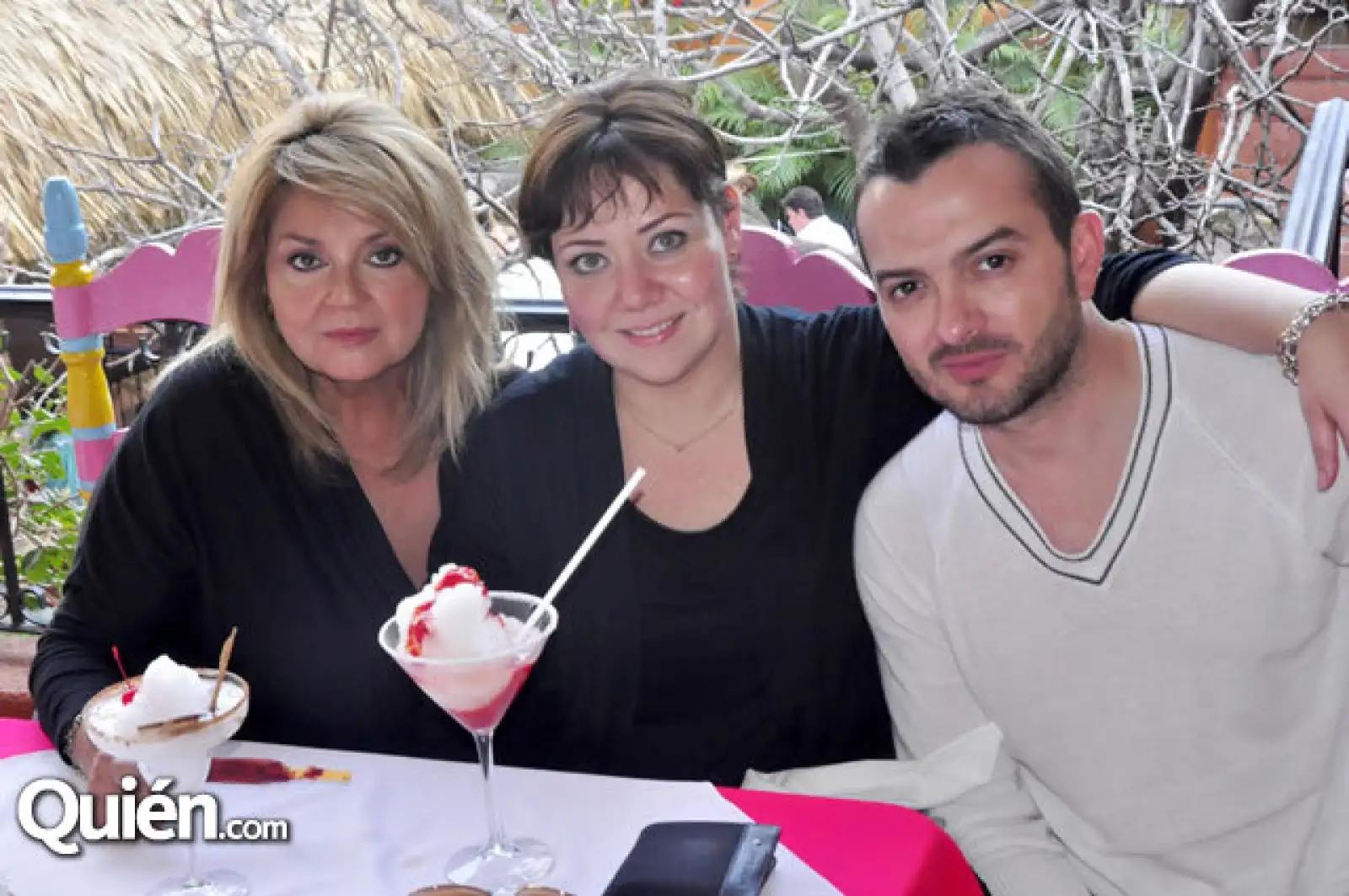 Deborah González Femat, Marcela Botello y Jorge Licurgo
