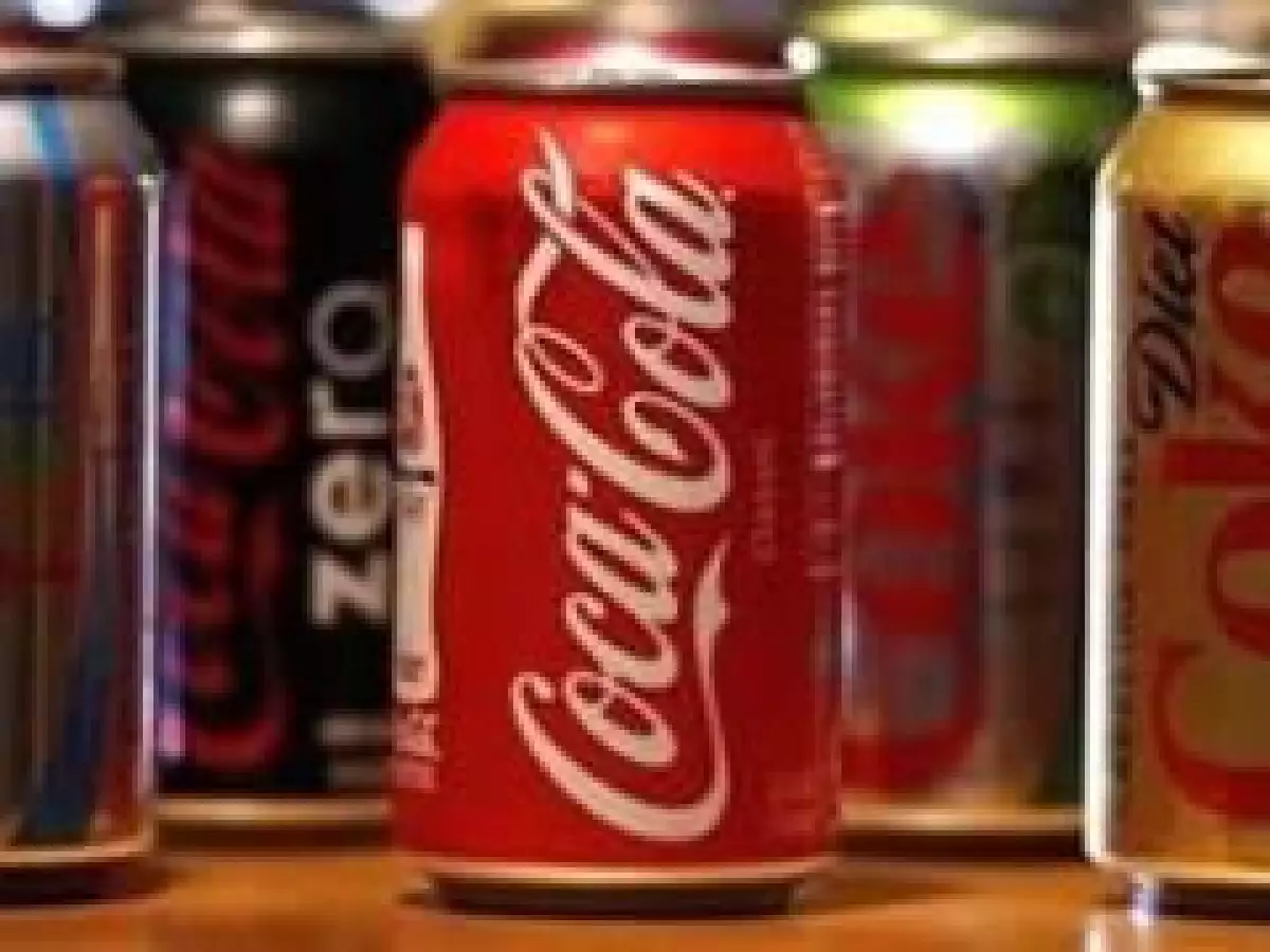 Coca-Cola intentaba adquirir al productor de jugos chinos Huiyuan Juice. (Archivo)