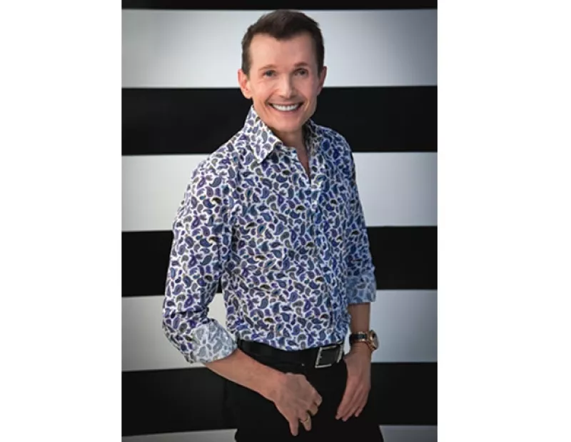 Ole Henriksen, especialista en el cuidado de la piel y famoso por sus clientes celebs, nos presentó su exclusiva línea de productos.