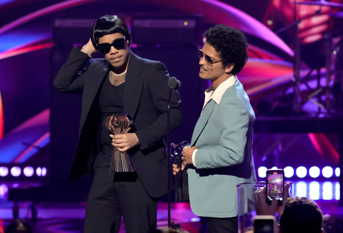 Bruno-Mars-Anderson-Paak