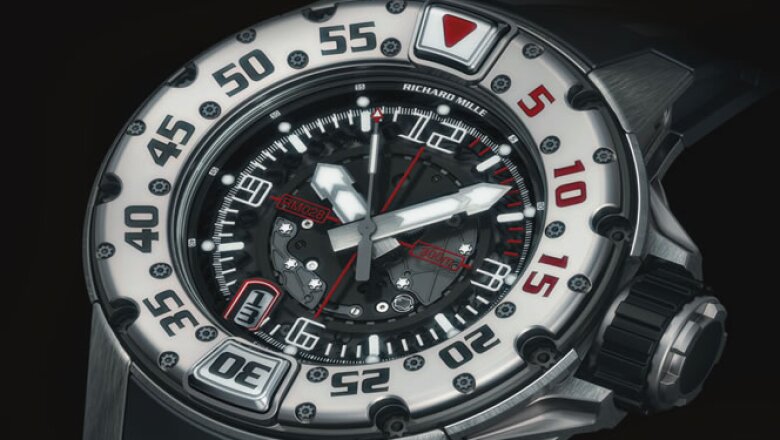 El RM028 es el nuevo modelo de buceo en titanio con movimiento automático, tiene una caja robusta de 47mm.