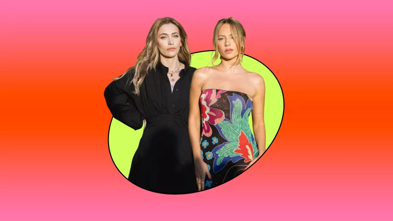 El desaire de Paris Jackson a Ester Expósito en el desfile de Desigual 