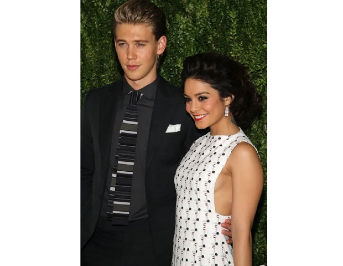 Austin acompañó a Vanessa a esta gala.
