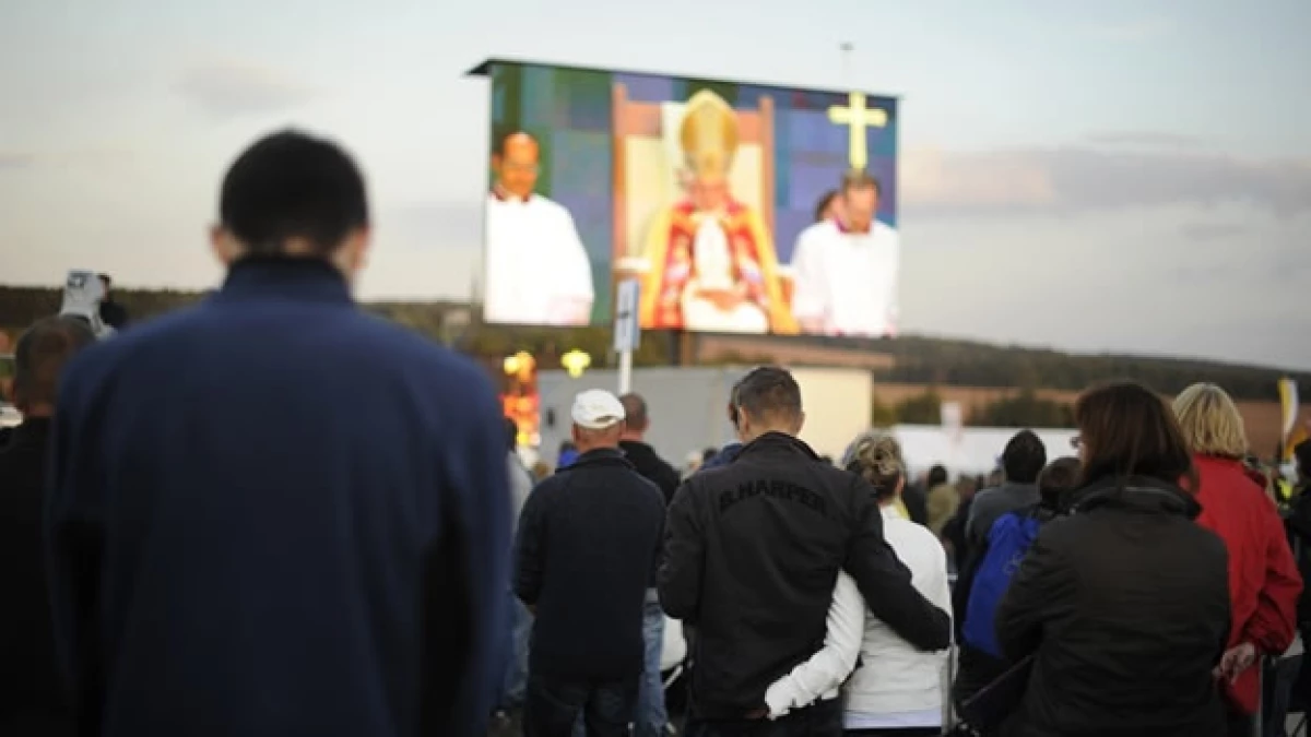 El Papa oficia misa en Alemania