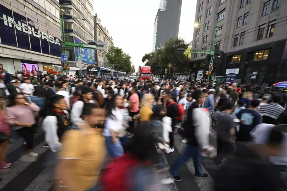 ¿Te bolsearon en la calle o el Metro? CDMX va contra bandas de carteristas con apoyo del C5 