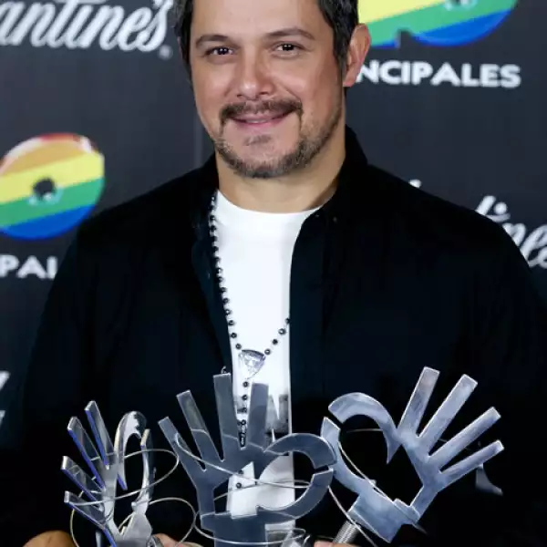 Alejandro Sanz.