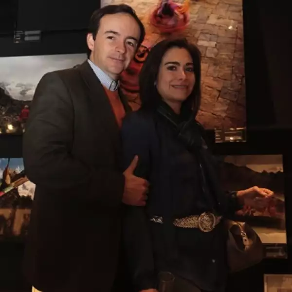 Fernando Velázquez,Ana Irene Nava