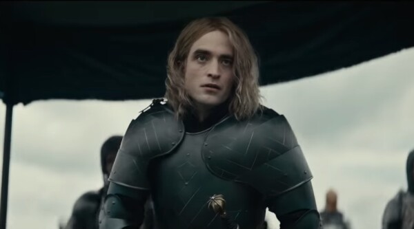 ROBERT PATTINSON THE KING.jpg