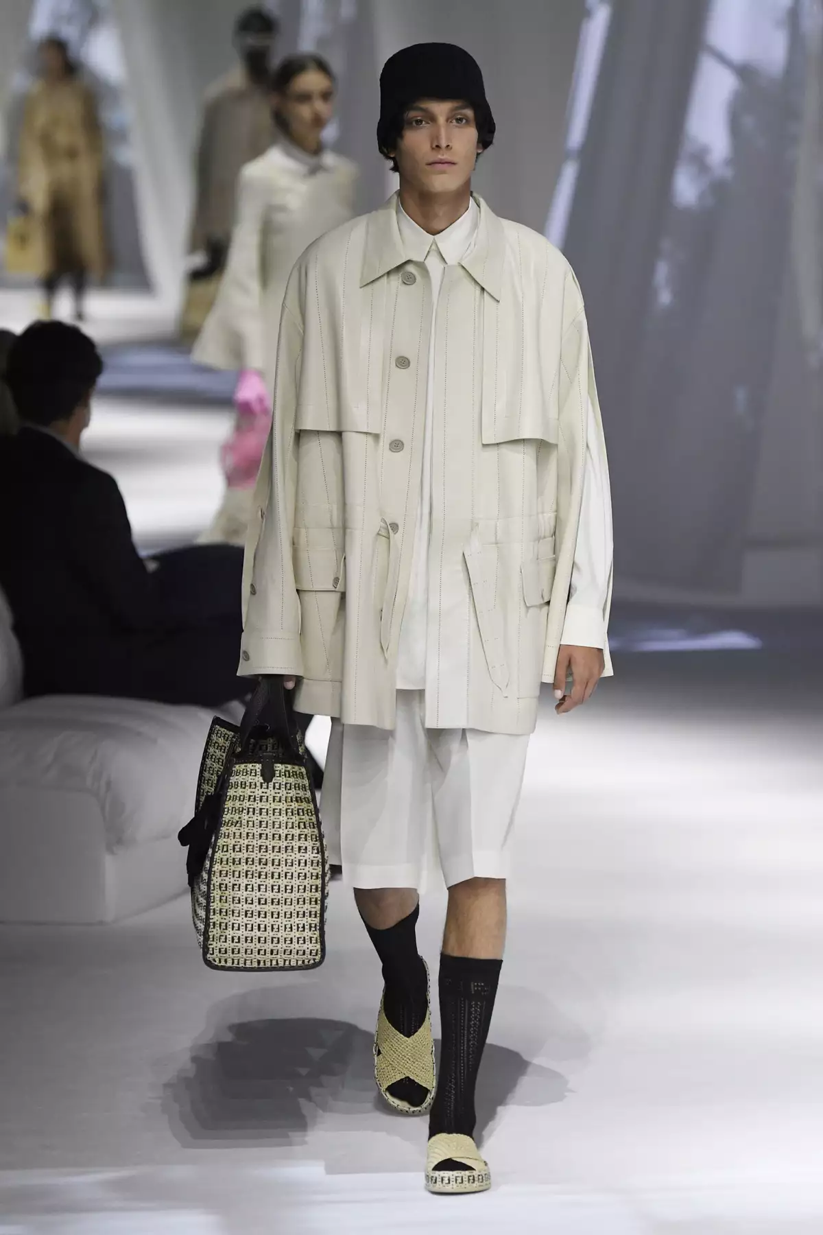19_FENDI_SS_21.jpg