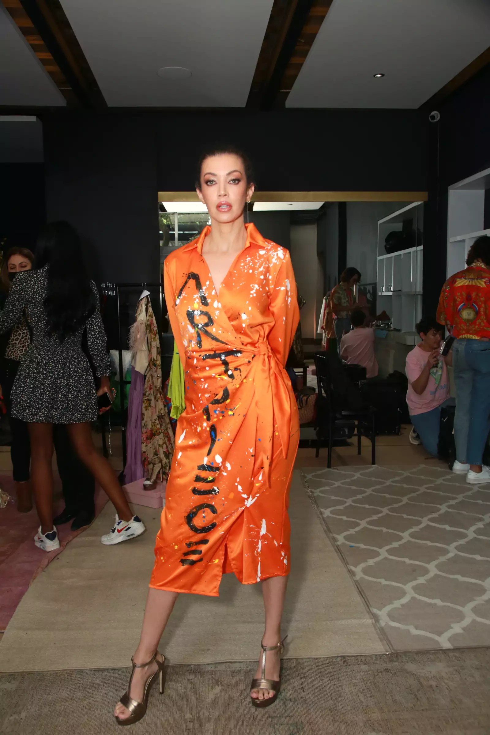 HILDA CALDERON DESFILE