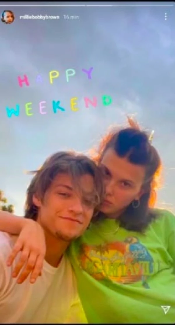 Millie Bobby Brown y Jake BonJovi.