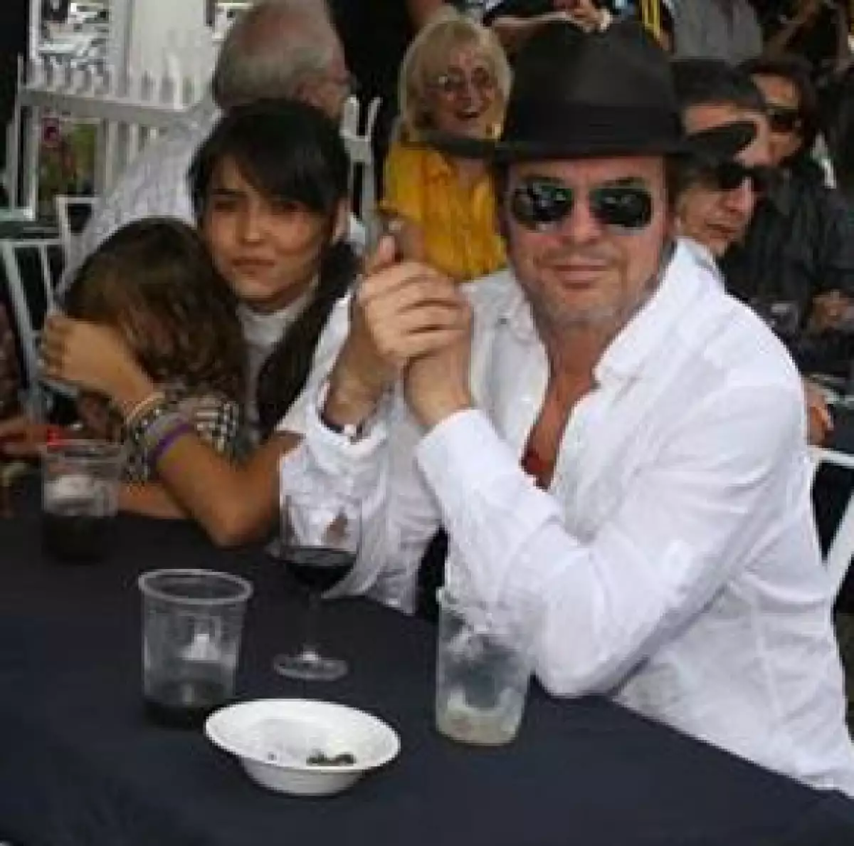 Hijo de Fher Olvera de rockero, nada