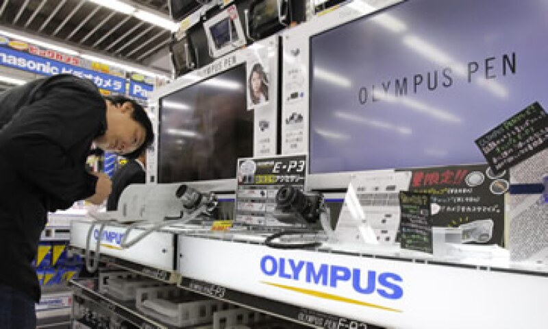 Olympus asegura que las pérdidas relacionadas con el escándalo equivalen a 1,100 mdd. (Foto: AP)