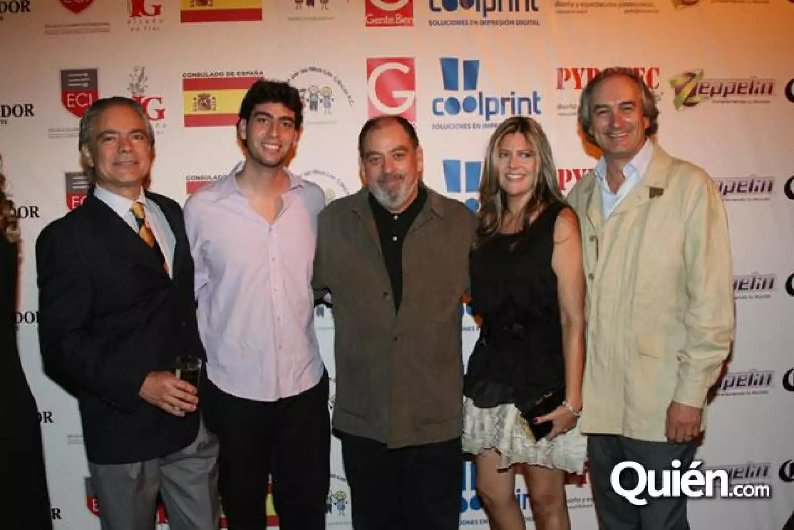 Subasta Nosotros Por los Niños con Cáncer