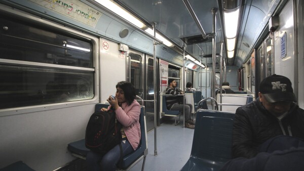 16_metro 01.jpg