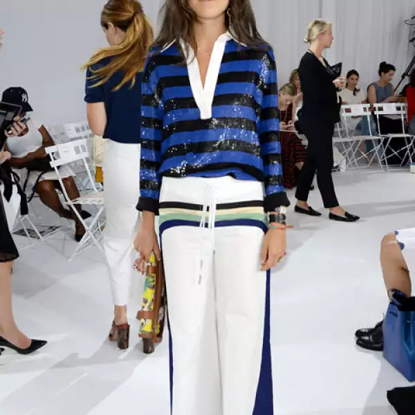 Leandra Medine en DelPozo.