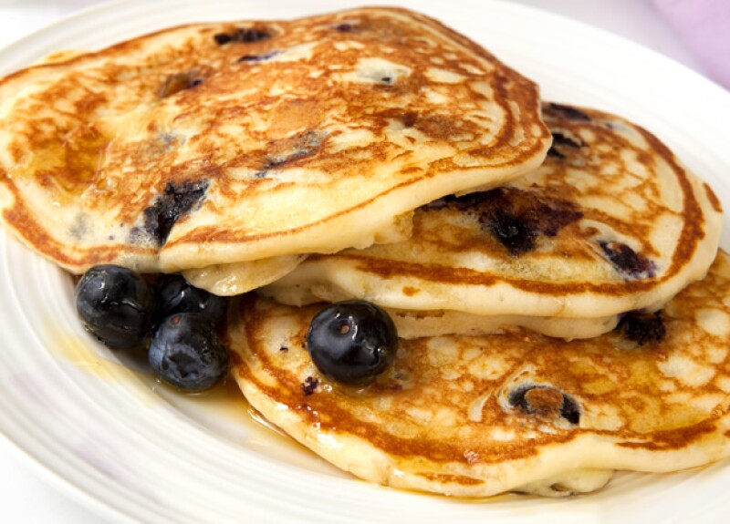 Hot cakes con blueberries