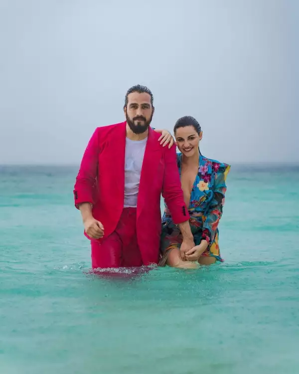 Maite Perroni super enamorada en las fotos de su luna de miel con Andrés Tovar