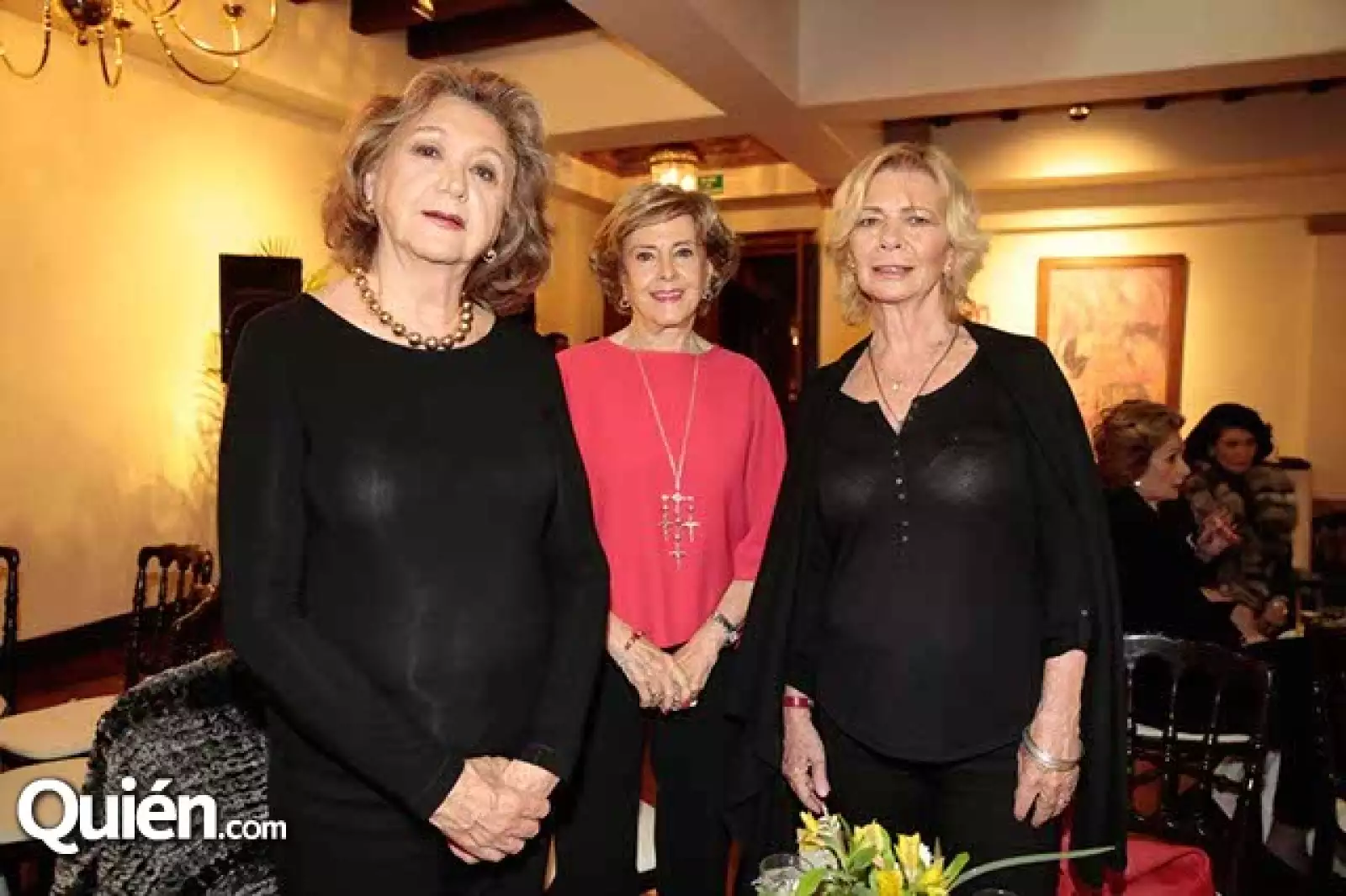 Ángeles Villalba de Jaén,Ana González de Cossio y Teresa Creel