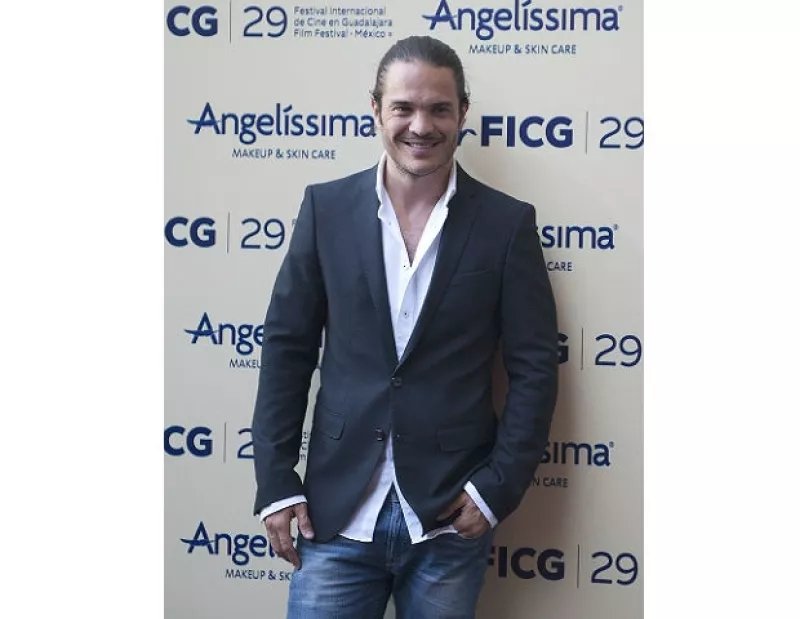 El actor contó a Quién.com su sentir al debutar en una nueva faceta profesional para crear su primer “bebé” en la pantalla grande.