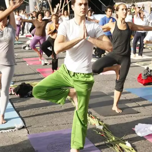Yoga en el zocalo