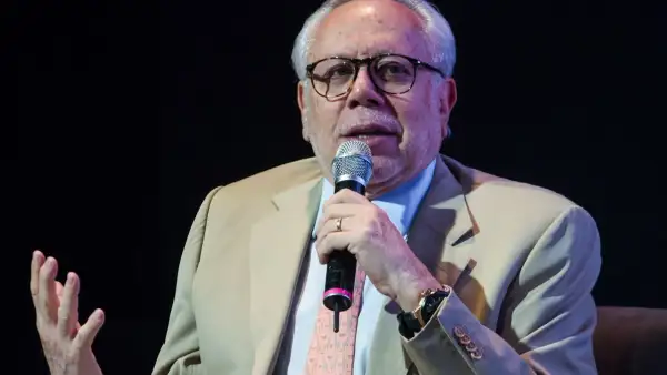 Luis de Llano en un evento público.