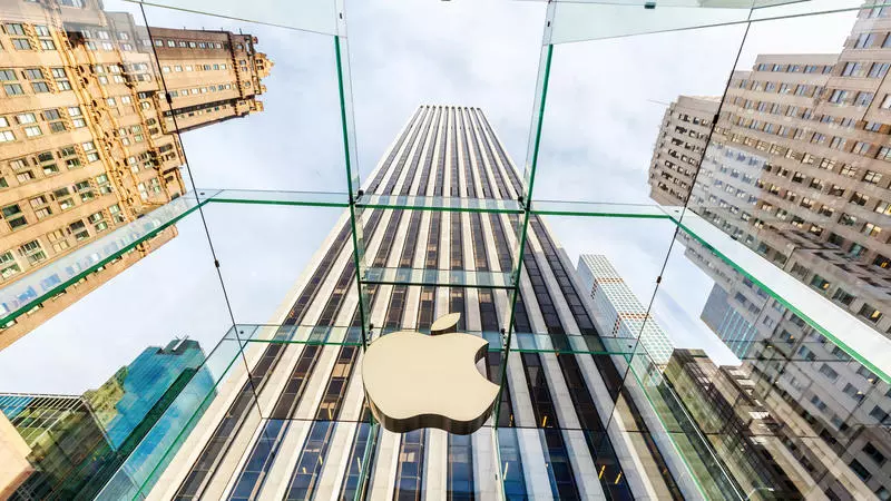 Apple por alcanzar el billón de dólares