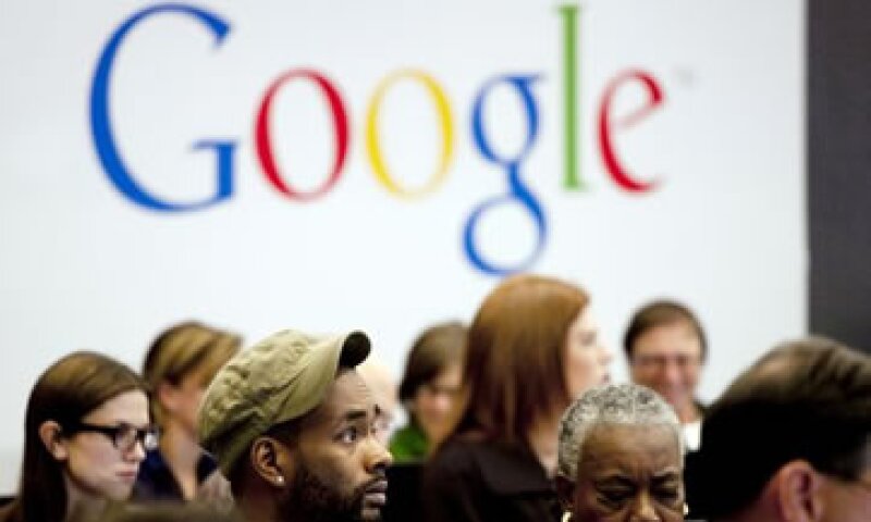 Las acciones de Google cerraron la sesión anterior con una caída de 89% a 694.37 dólares. (Foto: AP)