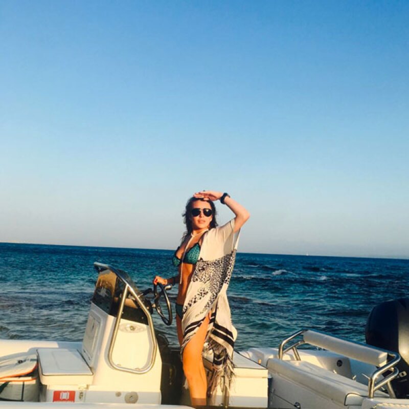 La disculpa de Lindsay vino con una foto un poco extraña.