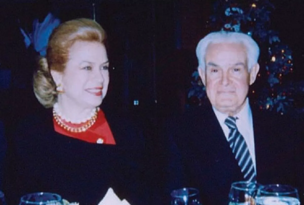 Arely Gónzález y Leopoldo Gómez Reguera, padres de Arely Gómez.