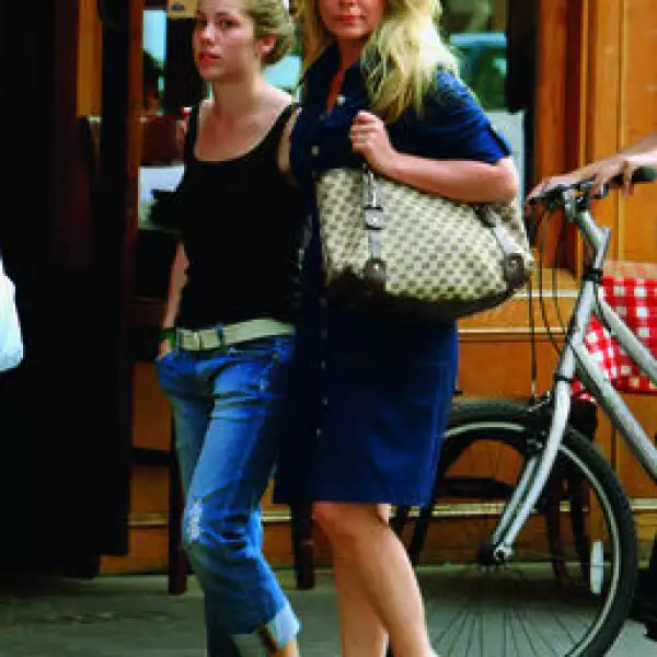 Ernestina Sodi, Mariana Sodi