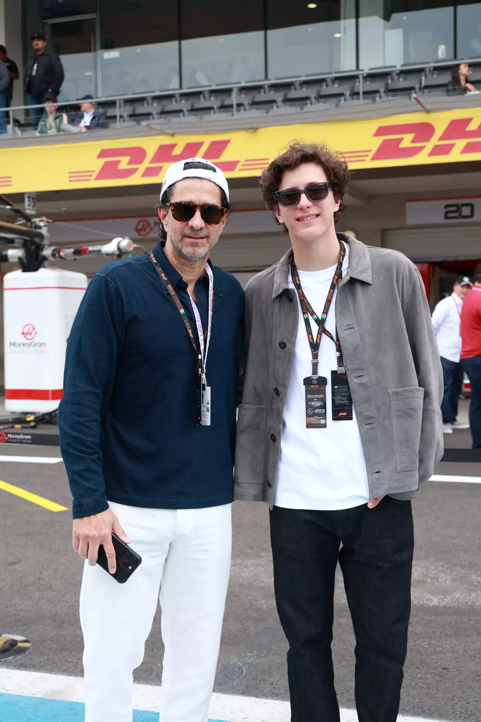 Andrés Moreno y Robe Grill 