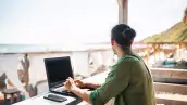 Apenas 7.7% de los trabajadores mexicanos toma vacaciones de más de 11 días: el reto de las empresas