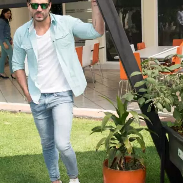 Visita de Paco Arango a la Casa de la Amistad