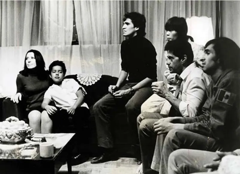 El actor cumple 50 años mientras su trabajo continúa dando de qué hablar para bien. Por ello un recuento hasta ahora de su invaluable legado para el cine nacional.