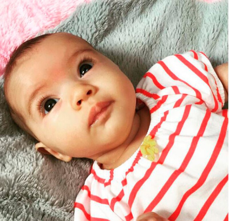 Orgullosa, la diseñadora presumió hace unos días a su bebé.
