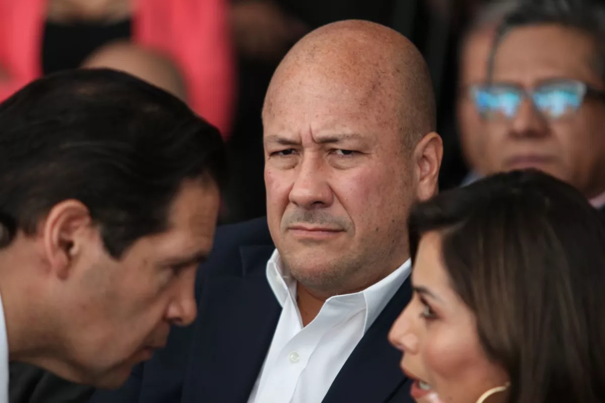 82EB10B7-FB3D-45E4-B7EA-7C2CD204F1BC