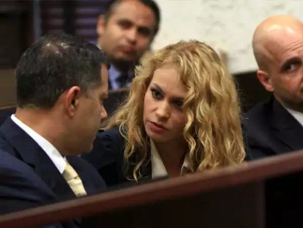 Al parcer la Chica Dorada tendrá que volver a los tribunales en Estados Unidos.