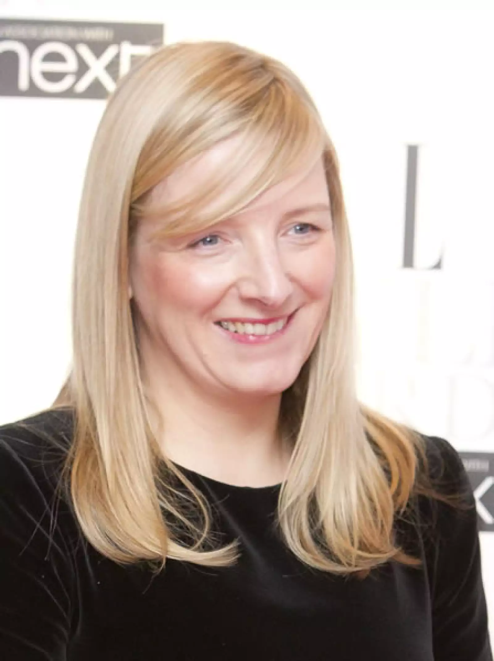 SARAH BURTON. Diseñadora de modas.