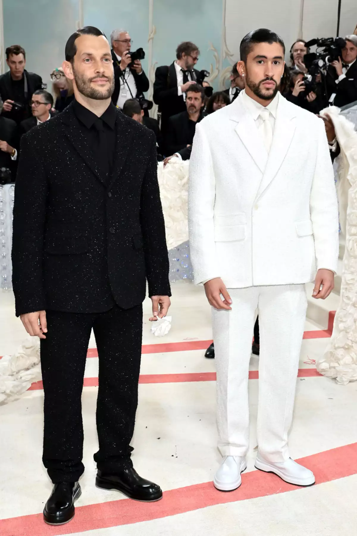 Bad Bunny y el diseñador Simon Porte Jacquemus