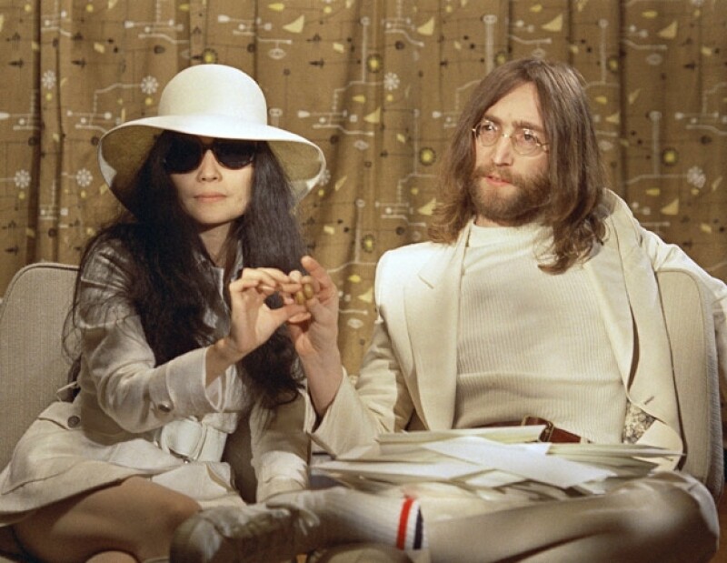 John y Yoko vivieron su amor al máximo, y después de varios intentos, lograron engendrar a su primer hijo a quien nombraron Sean.