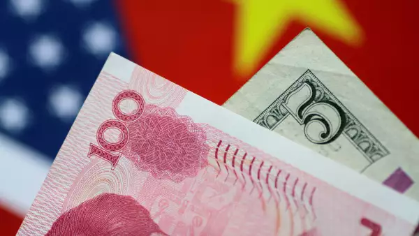 EU vigila de cerca la moneda china
