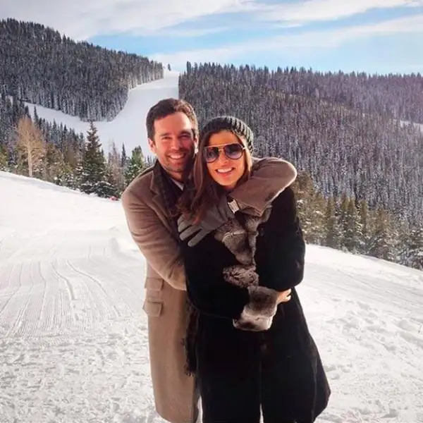 Nadie se hubiera imaginado que, sólo semanas después de haber terminado su última relación, Bárbara empezaría a salir con Alejandro.