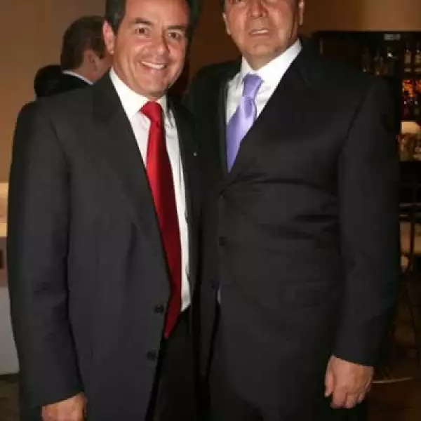 Premio Anáhuac a Laura Barrera Fortoul (Directora General DIF Edo. de México)