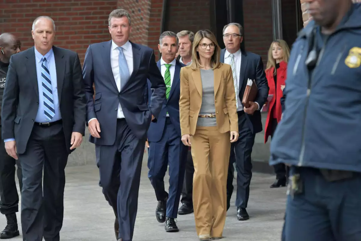 Felicity Huffman And Lori Loughlin Appear In Federal Court To Answer Charges Stemming From College Admissions Scandal