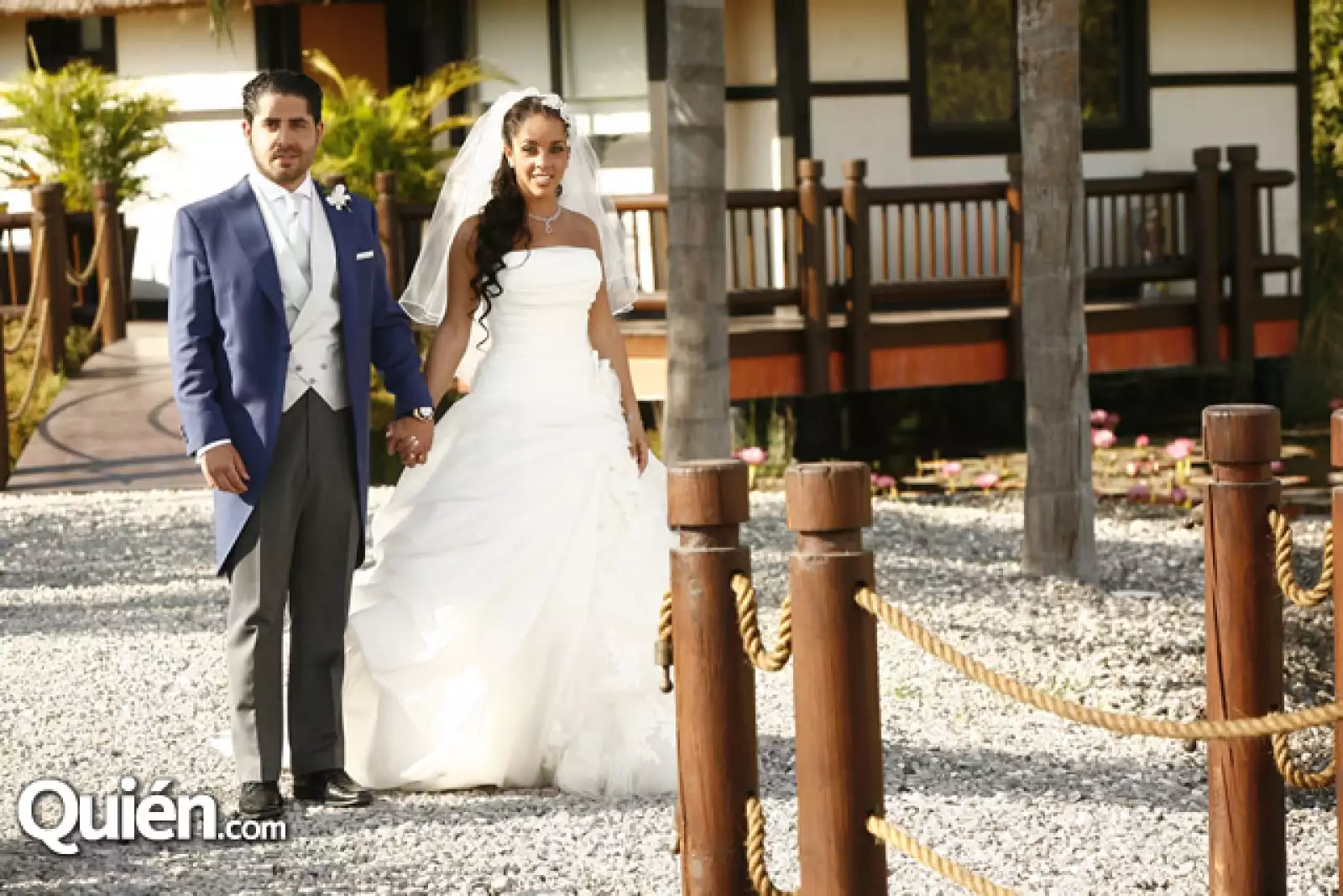 Jorge Kuri,Bibi Nassar