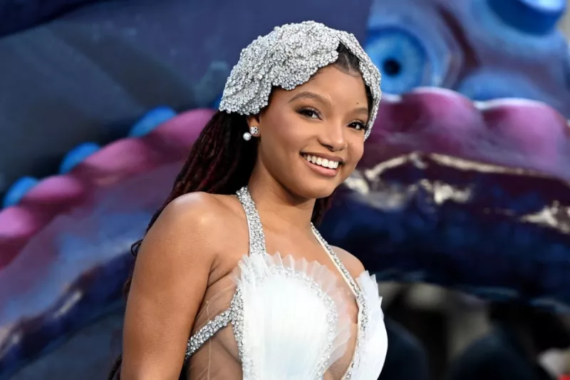 Halle Bailey es Ariel en la película live action de La Sirenita 