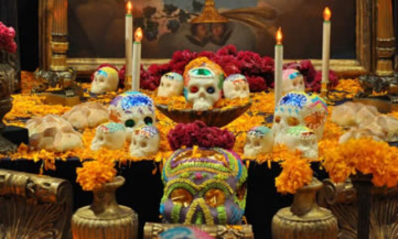 En Día de Muertos, los mexicanos gastarán en promedio 460 pesos en elementos tradicionales. (Foto: Notimex )