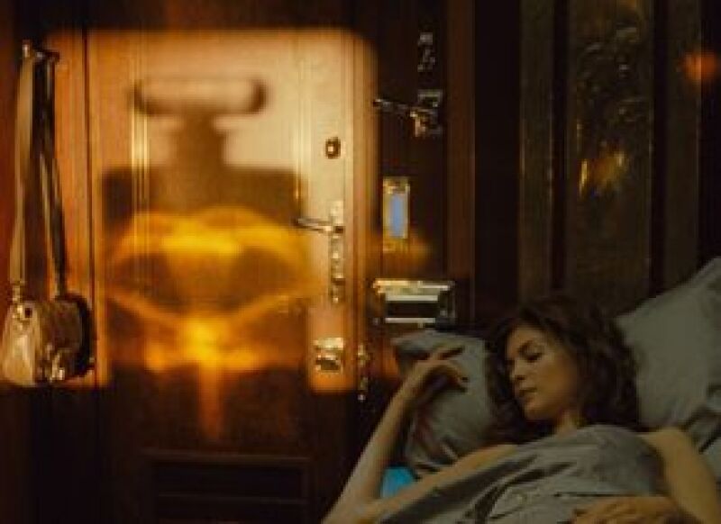 El próximo 5 de mayo se estrenará el nuevo spot publicitario de la conocida fragancia que protagoniza la actriz francesa, y cuya historia se centra en una pareja que viaja en el Orient Express.